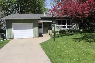 730 Wilson St, Sun Prairie, WI 53590 - Photo 1