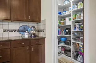 2307 Trevor Way, Madison, WI 53719 - Photo 15