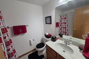 149 Pine View Dr, Madison, WI 53704 - Photo 27