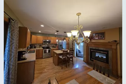 149 Pine View Drive, Madison, WI 53704 - Photo 5