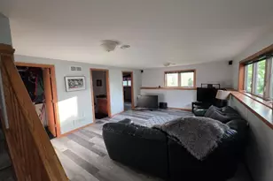 149 Pine View Dr, Madison, WI 53704 - Photo 23