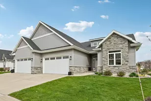 22 Prince Way, Fitchburg, WI 53711 - Photo 3