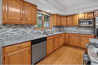 2 Plover Circle, Madison, WI 53717 - Photo 23
