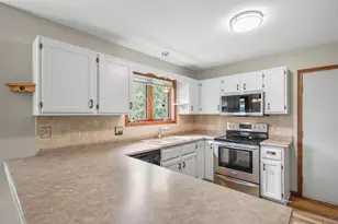 550 Harper Dr, Verona, WI 53593 - Photo 13