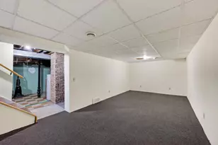 4205 Claire St, Madison, WI 53716 - Photo 31