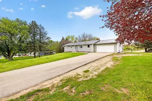 4210 Old Deerfield Rd, Deerfield, WI 53531 - Photo 61