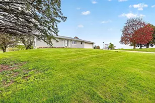 4210 Old Deerfield Rd, Deerfield, WI 53531 - Photo 39