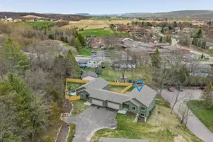1430 Martiny Ct, Baraboo, WI 53913 - Photo 7