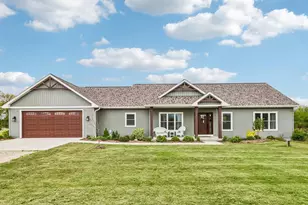 N8069 Springer Rd, Lake Mills, WI 53551 - Photo 3