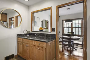 2205 E Washington Ave, Madison, WI 53704 - Photo 15