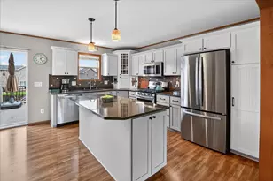 5 Banner Cir, Madison, WI 53718 - Photo 13