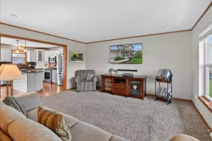 5 Banner Cir, Madison, WI 53718 - Photo 7