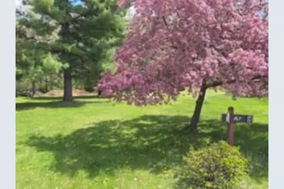N750 Golf Road #05, Prairie Du Sac, WI 53578 - Photo 3