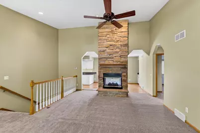 888 Chalfont Drive, Sun Prairie, WI 53590 - Photo 11