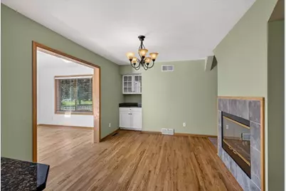 888 Chalfont Drive, Sun Prairie, WI 53590 - Photo 15