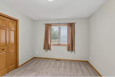 888 Chalfont Drive, Sun Prairie, WI 53590 - Photo 29