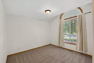 888 Chalfont Dr, Sun Prairie, WI 53590 - Photo 31