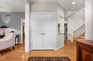 5639 Old Oak Dr, Fitchburg, WI 53711 - Photo 7
