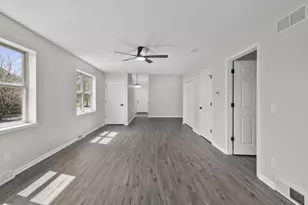 640 Tower Dr, Sun Prairie, WI 53590 - Photo 37
