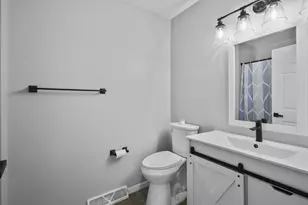 640 Tower Dr, Sun Prairie, WI 53590 - Photo 33