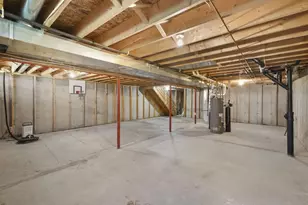 640 Tower Dr, Sun Prairie, WI 53590 - Photo 39