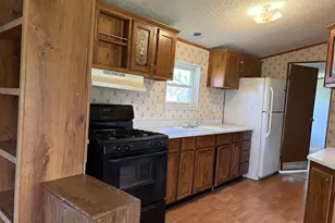 2219 Haven Ln, Monroe, WI 53566 - Photo 5
