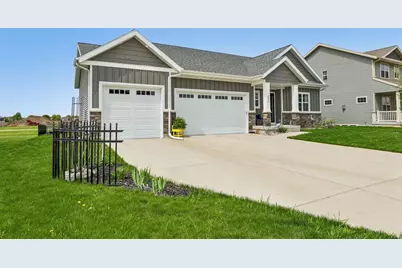 1354 N Pine Street, Sun Prairie, WI 53590 - Photo 3