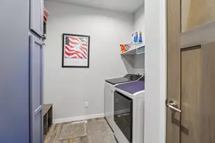 1354 N Pine St, Sun Prairie, WI 53590 - Photo 27