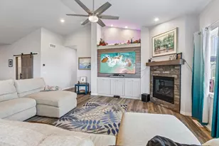 1354 Pine St, Sun Prairie, WI 53590 - Photo 11