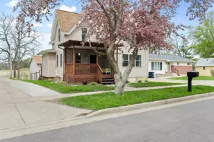 231 N Main St, Deerfield, WI 53531 - Photo 5