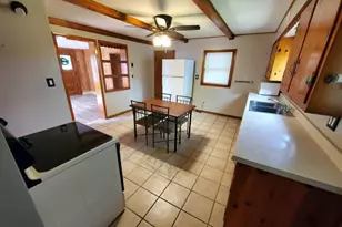 208 W Candise St, Jefferson, WI 53549 - Photo 17