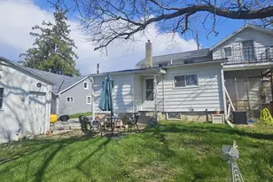 208 W Candise St, Jefferson, WI 53549 - Photo 3