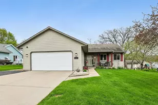 428 Seward St, Poynette, WI 53955 - Photo 49