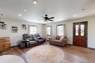 N2312 County Rd J, Fort Atkinson, WI 53538 - Photo 11