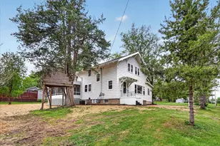 2903 Caroline St, Orfordville, WI 53576 - Photo 3