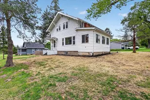 2903 S Caroline St, Orfordville, WI 53576 - Photo 5