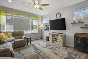 5934 Saturn Dr, Madison, WI 53718 - Photo 9