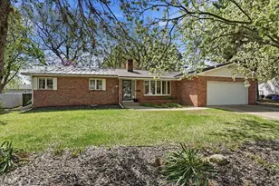 418 Oakridge Dr, Portage, WI 53901 - Photo 41