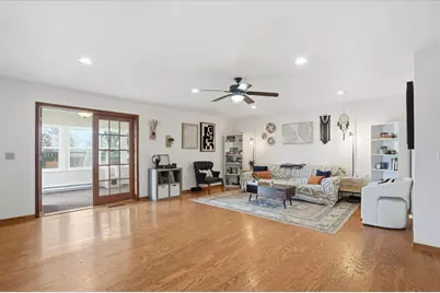 418 Oakridge Drive, Portage, WI 53901 - Photo 9
