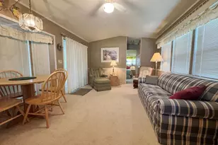 424 Skyline Dr, Edgerton, WI 53534 - Photo 9