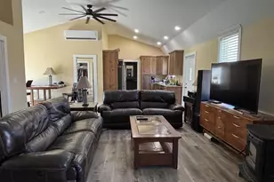 W9521 Dog Hollow Rd, Argyle, WI 53504 - Photo 15