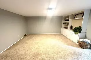 120 Glenview Ct, Janesville, WI 53548 - Photo 29