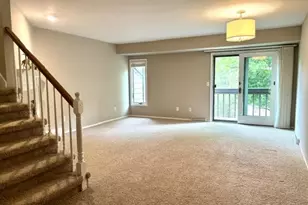 120 Glenview Ct, Janesville, WI 53548 - Photo 3