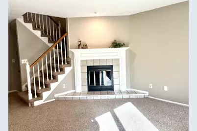 120 Glenview Court, Janesville, WI 53548 - Photo 7