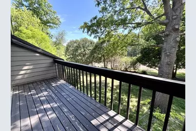 120 Glenview Court, Janesville, WI 53548 - Photo 7