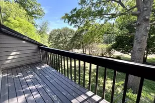 120 Glenview Ct, Janesville, WI 53548 - Photo 7