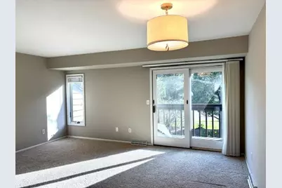 120 Glenview Court, Janesville, WI 53548 - Photo 9