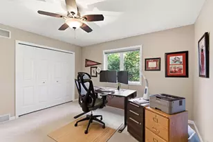 1242 McMahon Dr, Sun Prairie, WI 53590 - Photo 49