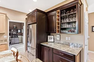 1242 McMahon Dr, Sun Prairie, WI 53590 - Photo 13