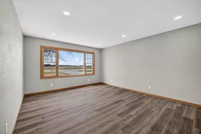 5537 S County Road T, Brodhead, WI 53520 - Photo 5